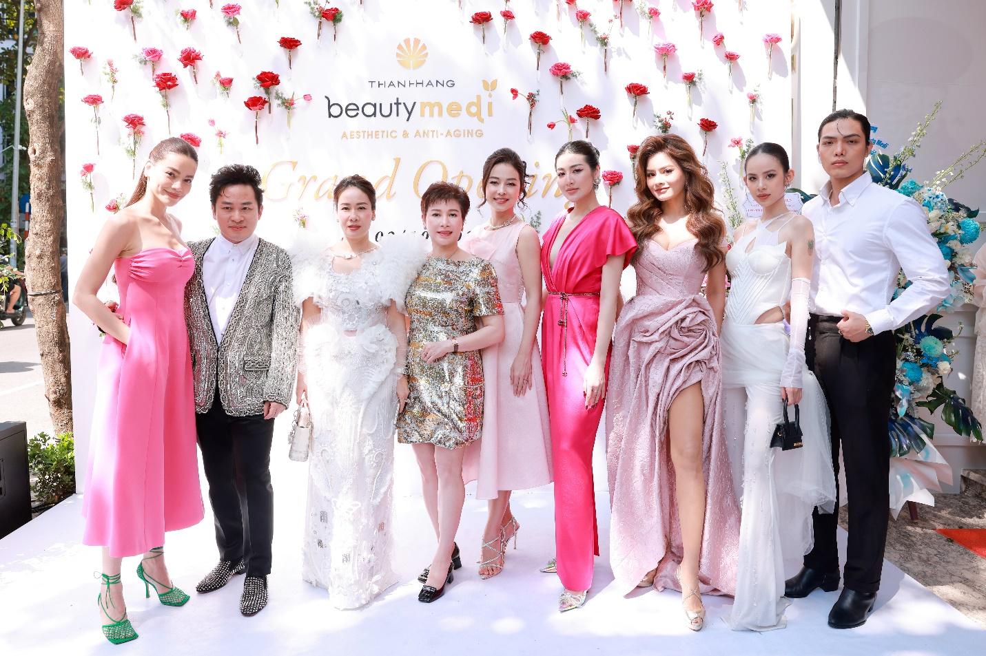 Dàn sao Việt bất ngờ với trụ sở mới sang trọng và đẳng cấp của Thanh Hằng Beauty Medi - Ảnh 6.
