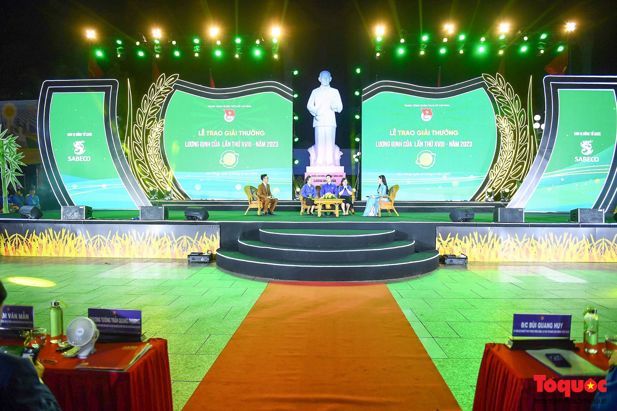 Trao Giải thưởng Lương Định Của cho 42 thanh niên xuất sắc về nông nghiệp - Ảnh 1.