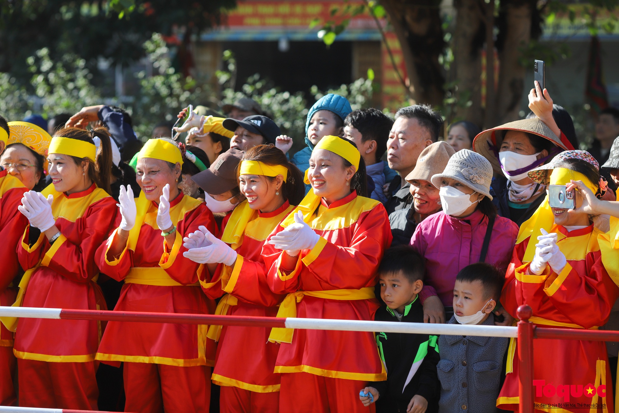 Lần đầu tiên tổ chức liên hoan trình diễn nghi lễ và trò chơi kéo co tại Việt Nam - Ảnh 7.