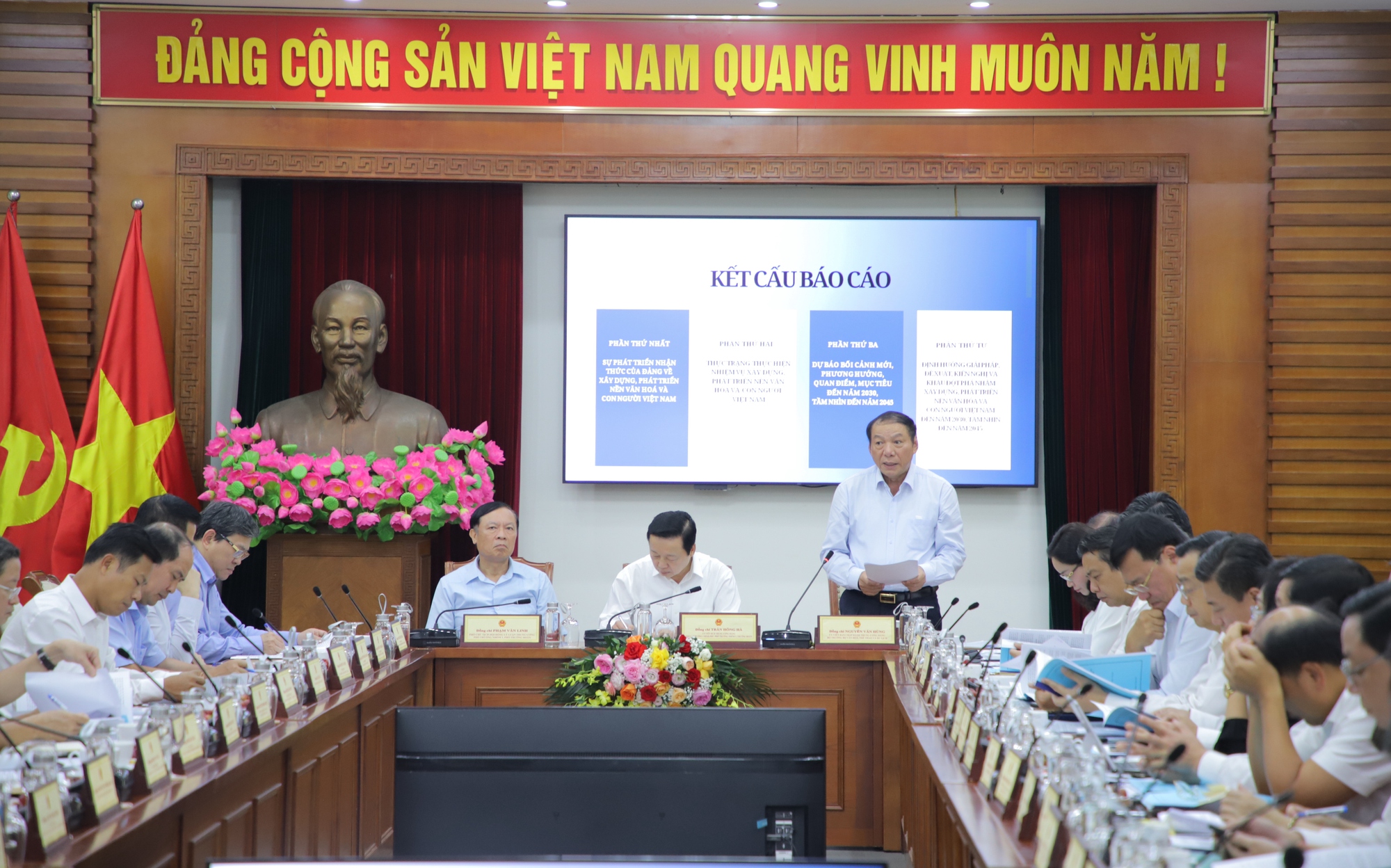 Hoàn thiện tư duy, lý luận mới, đột phá về văn hóa - Ảnh 2. Hoàn thiện tư duy, lý luận mới, đột phá về văn hóa - Ảnh 2.