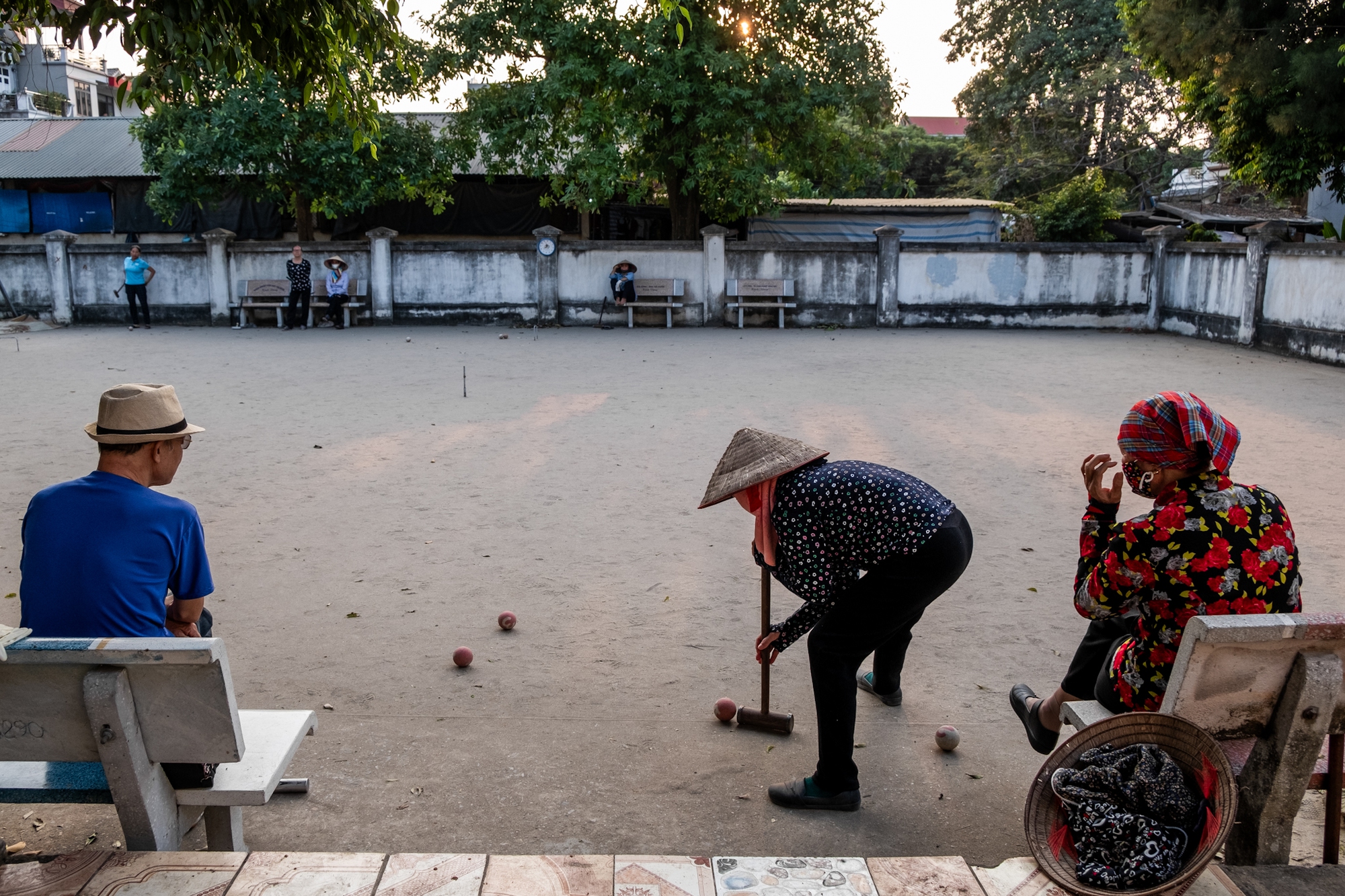Croquet: Môn thể thao quý tộc Châu Âu trở thành thú vui mỗi ngày của người cao tuổi làng quê Việt Nam - Ảnh 16.