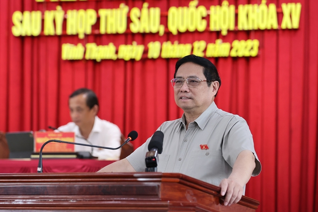 Thủ tướng Phạm Minh Chính tiếp xúc cử tri sau kỳ họp thứ sáu Quốc hội khóa XV - Ảnh 2.