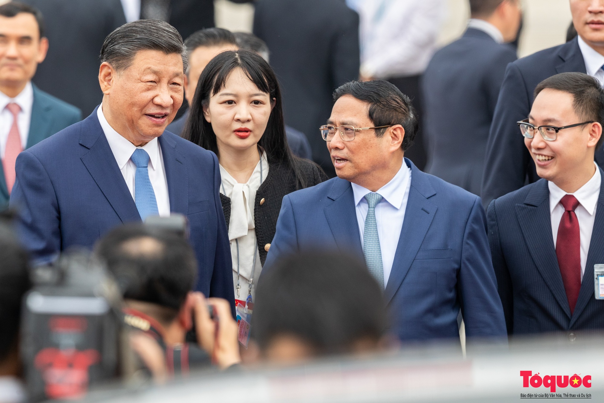 Tổng Bí thư - Chủ tịch nước Trung Quốc Tập Cận Bình và phu nhân đến Hà Nội, bắt đầu thăm Việt Nam - Ảnh 4.