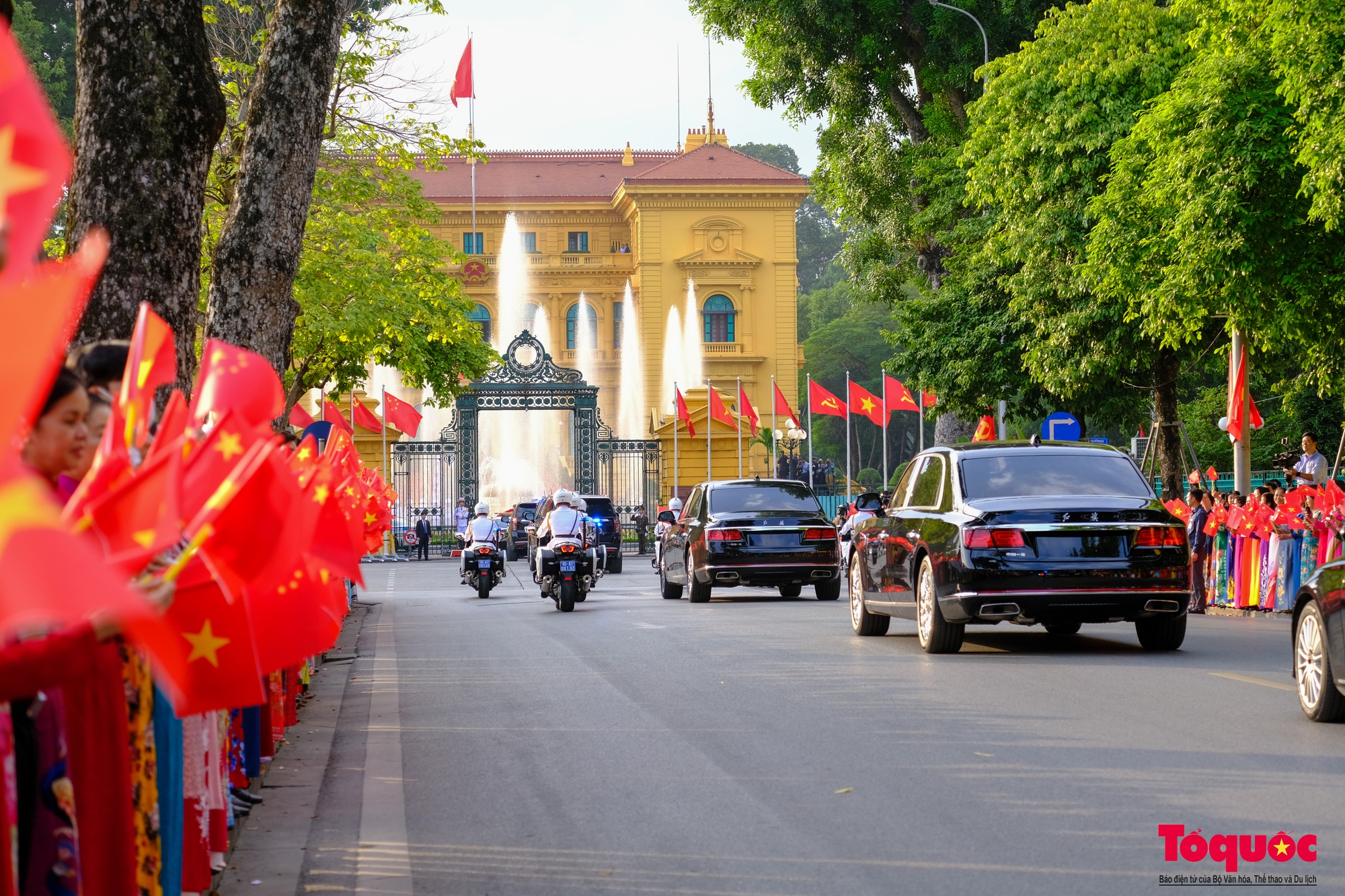 Tổng Bí thư Nguyễn Phú Trọng chủ trì lễ đón Tổng Bí thư, Chủ tịch Trung Quốc Tập Cận Bình - Ảnh 3.