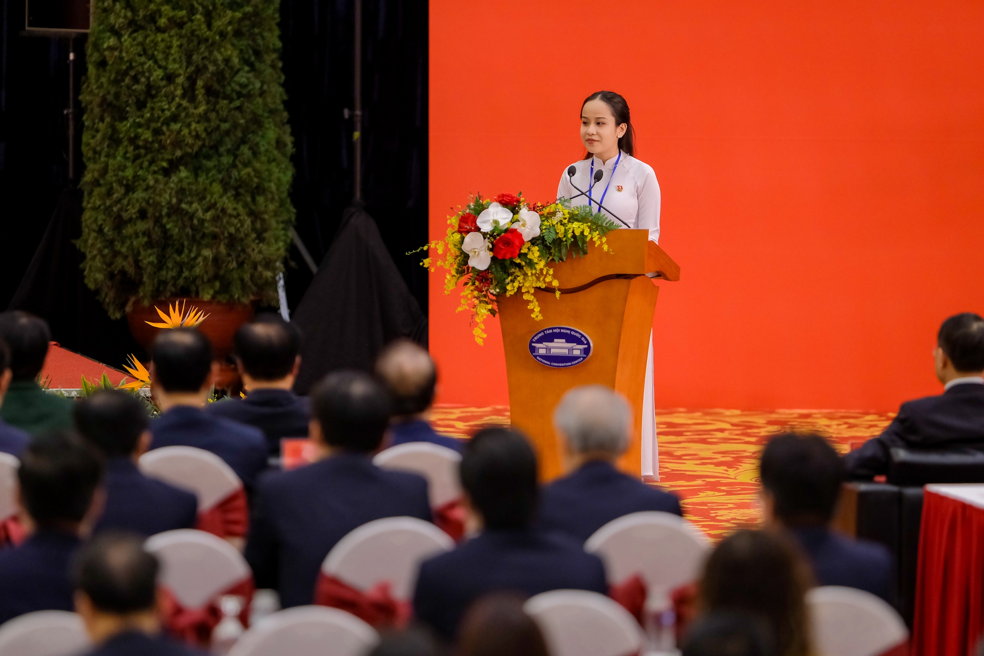 Tổng Bí thư Nguyễn Phú Trọng và Tổng Bí thư, Chủ tịch nước Trung Quốc gặp gỡ nhân sỹ hữu nghị và thế hệ trẻ Việt-Trung - Ảnh 8.