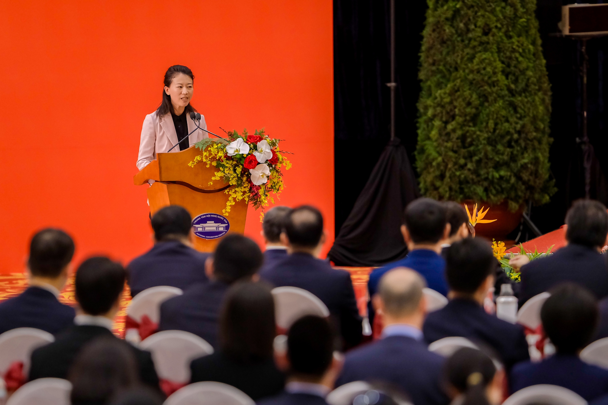 Tổng Bí thư Nguyễn Phú Trọng và Tổng Bí thư, Chủ tịch nước Trung Quốc gặp gỡ nhân sỹ hữu nghị và thế hệ trẻ Việt-Trung - Ảnh 9.
