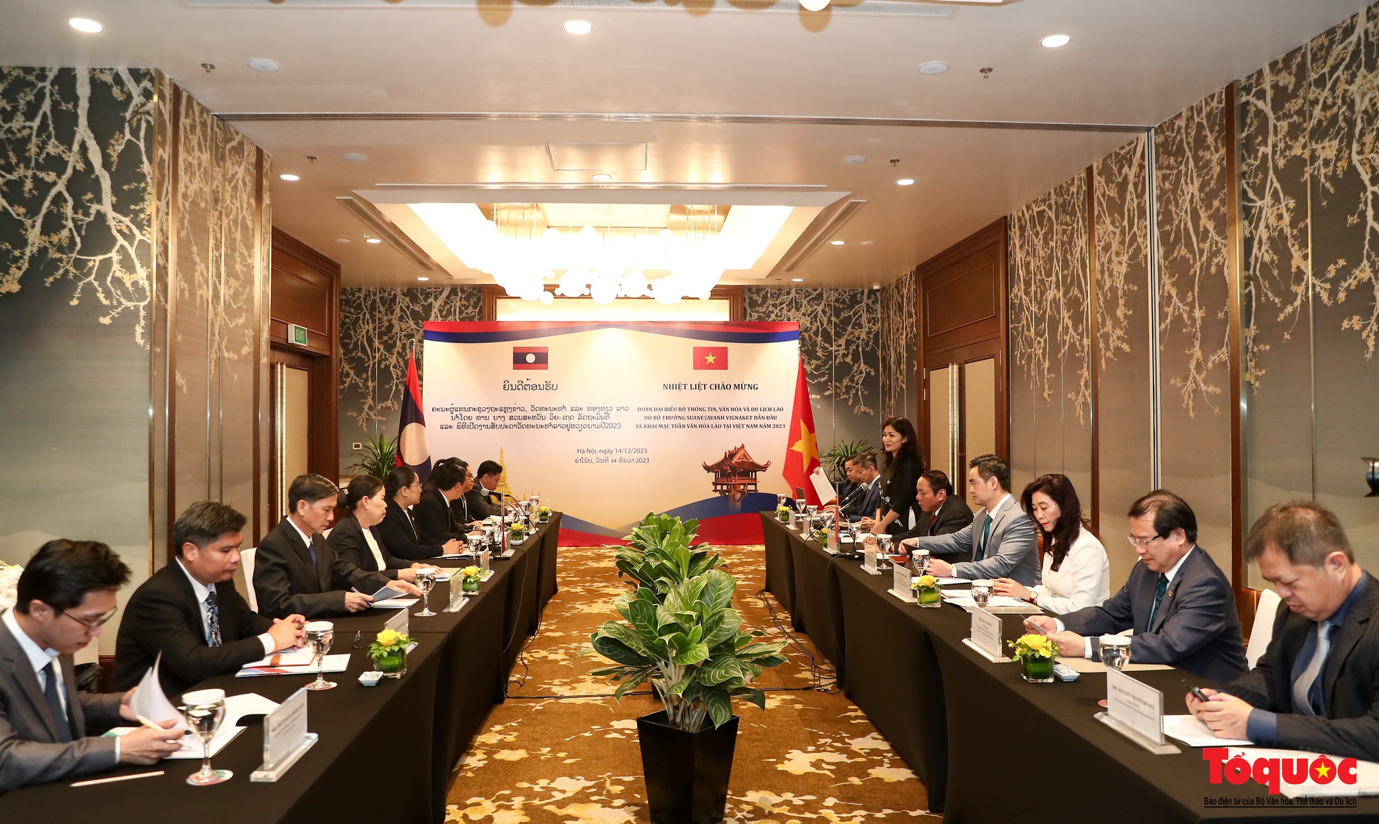 Chùm ảnh: Bộ trưởng Bộ VHTTDL Việt Nam hội đàm với Bộ Thông tin, Văn hóa và Du lịch Lào  - Ảnh 2.