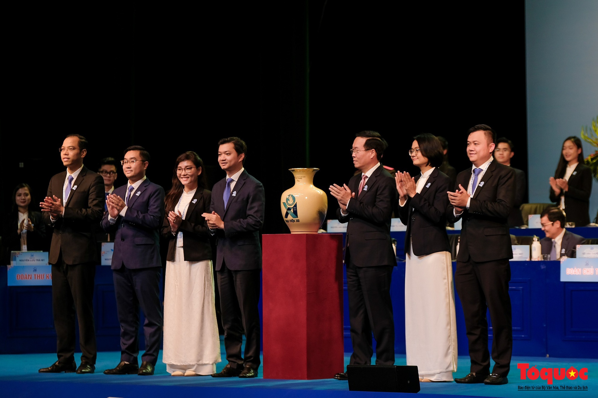 Chủ tịch nước Võ Văn Thưởng dự Đại hội đại biểu toàn quốc Hội Sinh viên Việt Nam lần thứ XI - Ảnh 9.