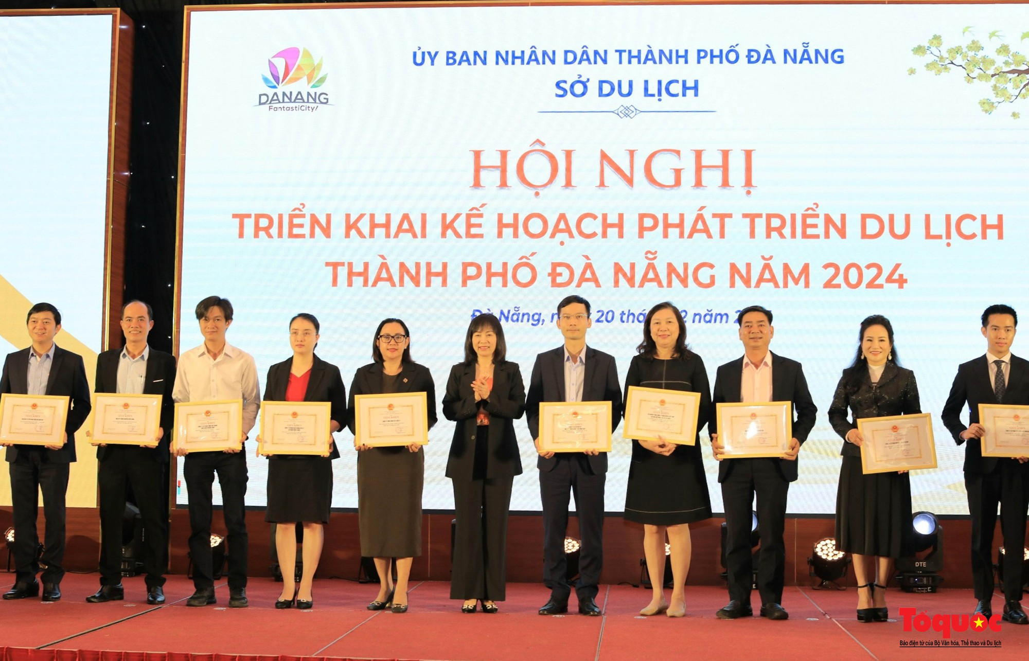 Năm 2024, Đà Nẵng đặt chỉ tiêu thu hút hơn 8,4 triệu lượt khách lưu trú - Ảnh 8.