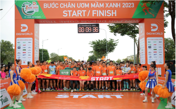 Bước chân ươm mầm xanh – Giải chạy marathon chắp cánh ngàn tài năng Việt - Ảnh 1.