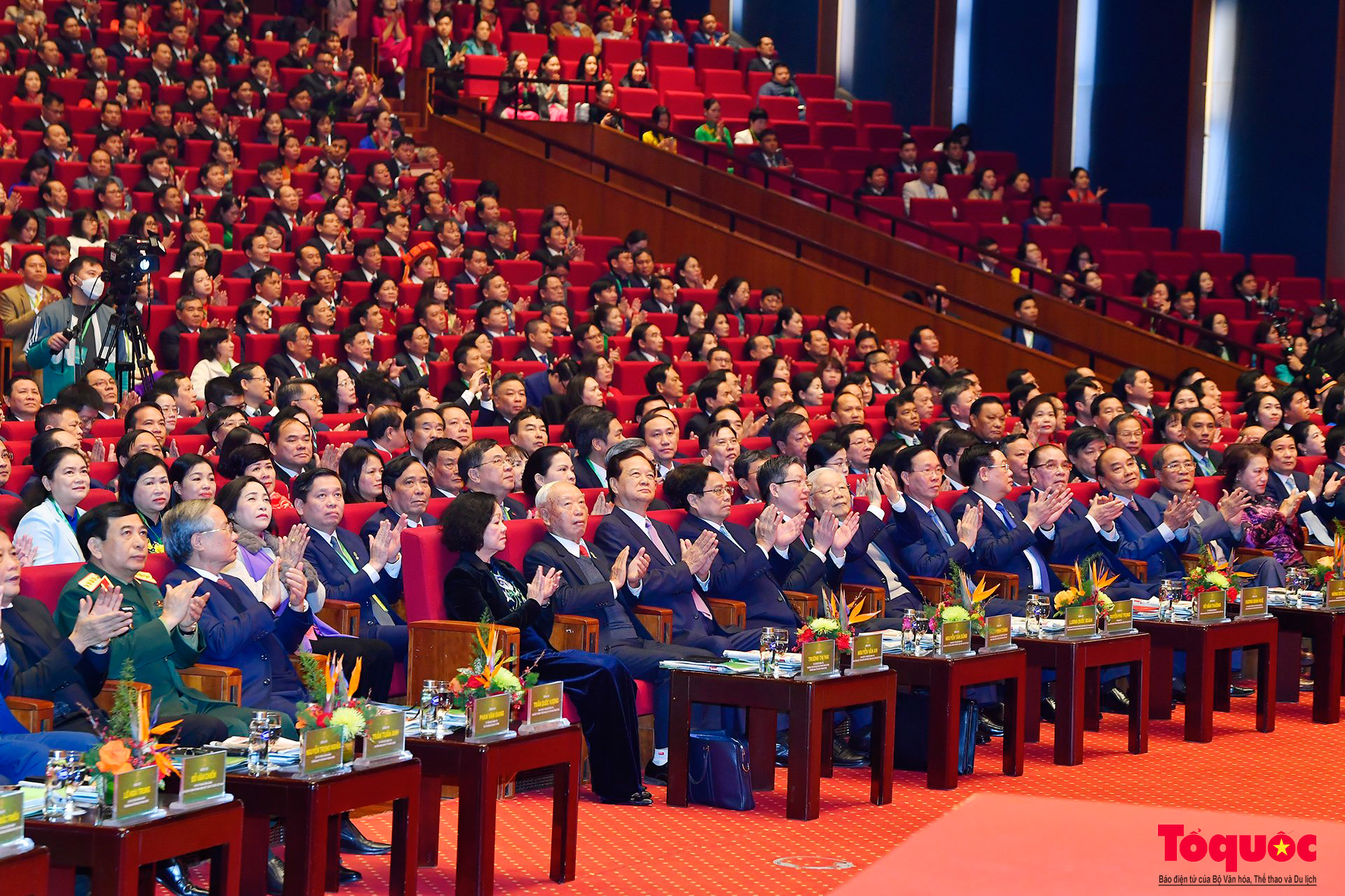 Khai mạc trọng thể Đại hội đại biểu toàn quốc Hội Nông dân Việt Nam lần thứ VIII, nhiệm kỳ 2023-2028 - Ảnh 13.