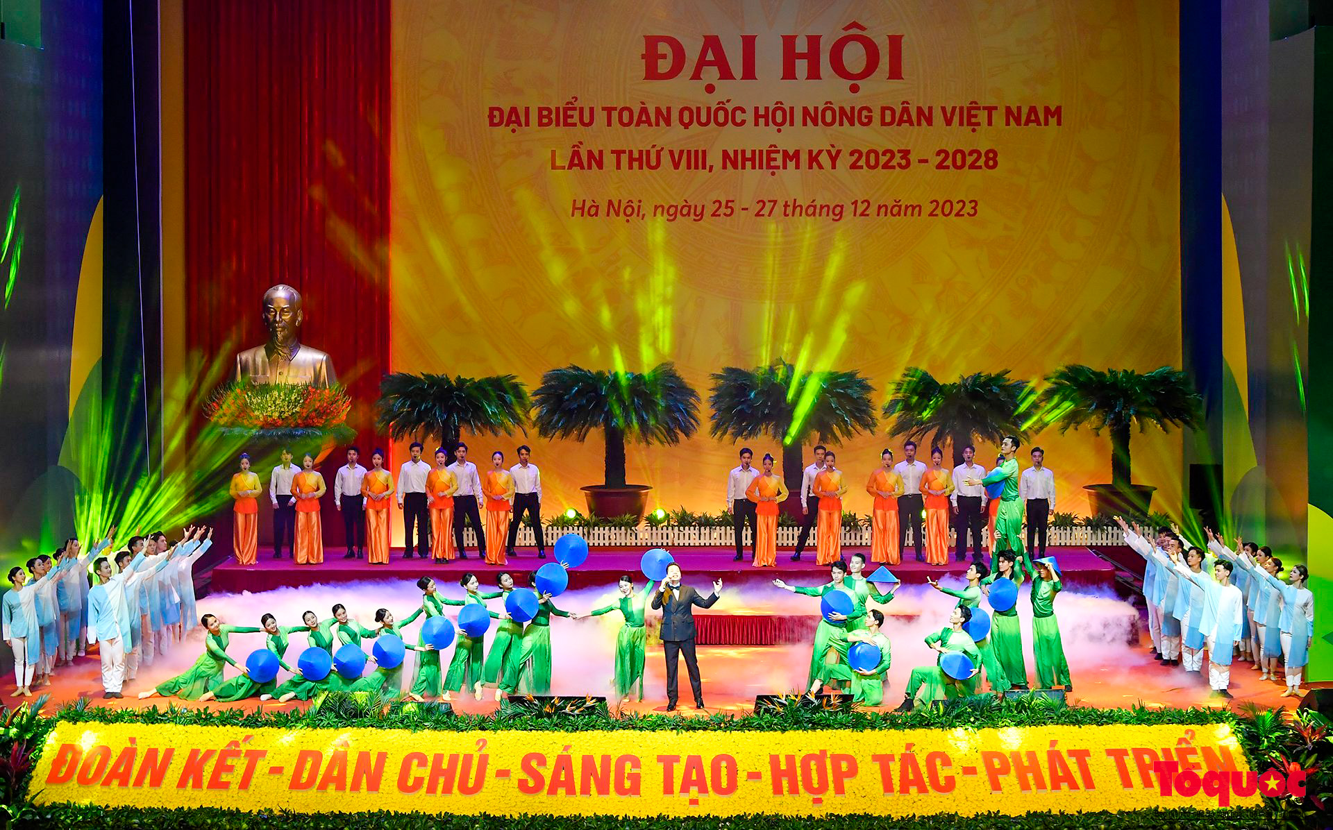 Khai mạc trọng thể Đại hội đại biểu toàn quốc Hội Nông dân Việt Nam lần thứ VIII, nhiệm kỳ 2023-2028 - Ảnh 1.
