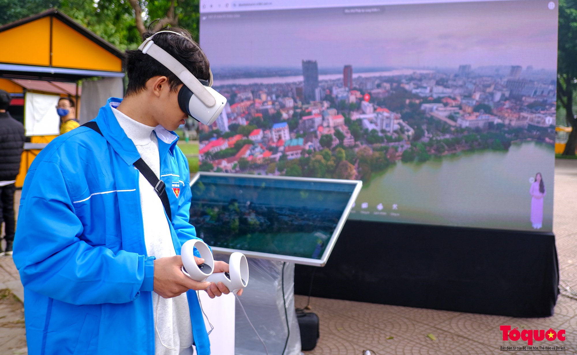 Du học sinh nước ngoài thích thú trải nghiệm khám phá “địa chỉ đỏ” bằng thực tế ảo VR360 - Ảnh 15.