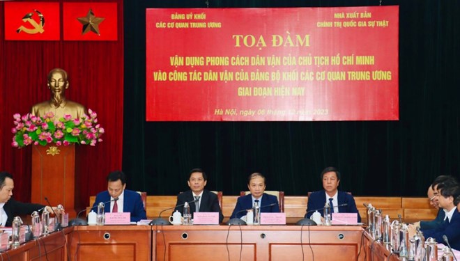 Đảng bộ Khối các cơ quan Trung ương: Vận dụng phong cách dân vận của Chủ tịch Hồ Chí Minh  - Ảnh 1.