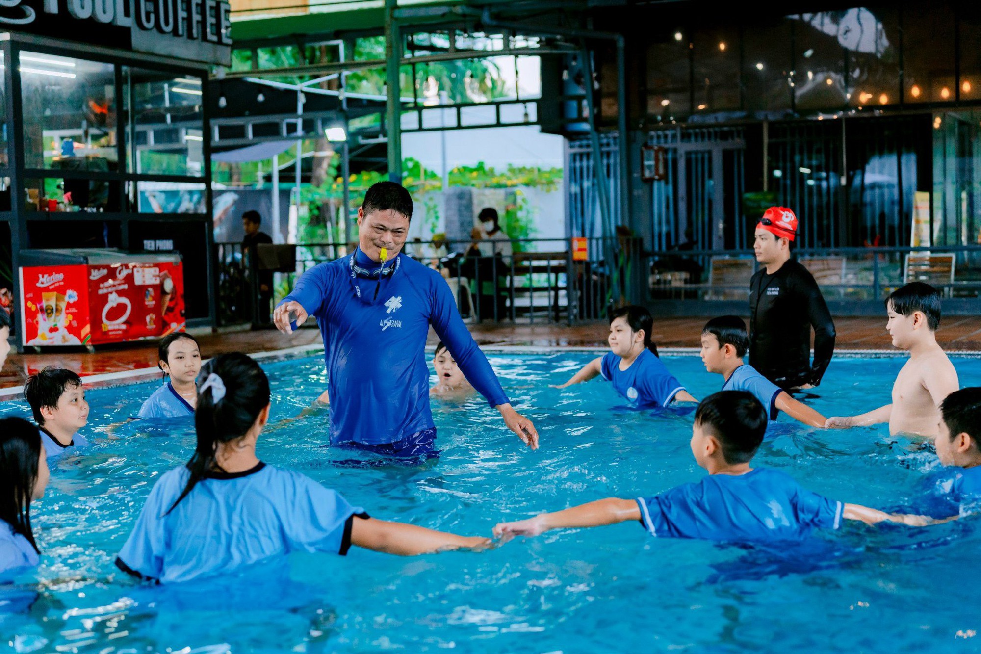 Tổ chức thí điểm triển khai tiêu chí đánh giá trẻ em biết bơi và kỹ năng phòng, chống đuối nước năm 2023 - Ảnh 2.