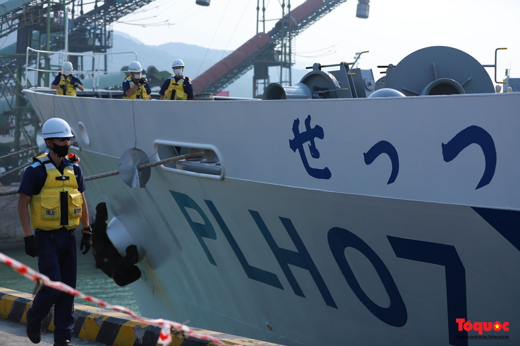 Hình ảnh tàu bảo vệ bờ biển Nhật Bản đến Đà Nẵng - Ảnh 4.