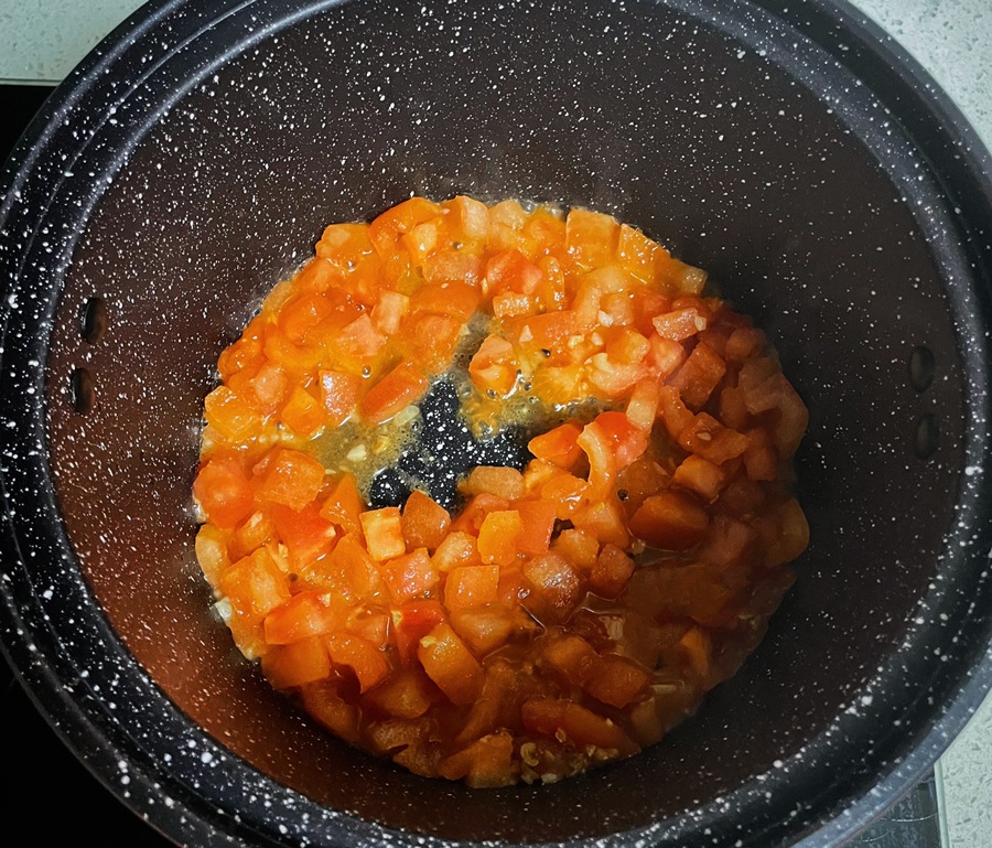 Canh cá nấu chua đơn giản làm nhanh cho bữa tối - Ảnh 3.