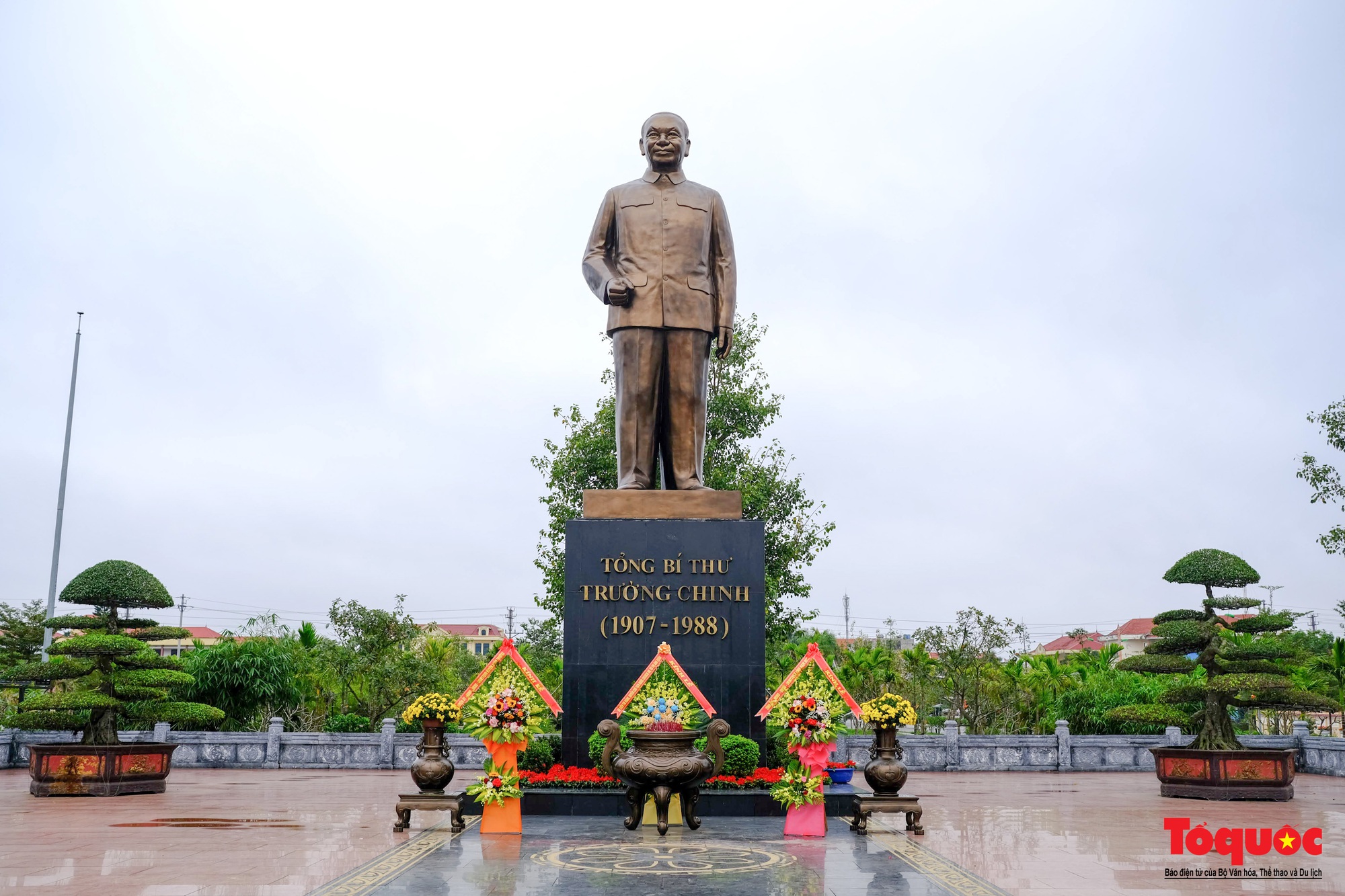Về Nam Định thăm nhà lưu niệm cố Tổng bí thư Trường Chinh - Ảnh 2.