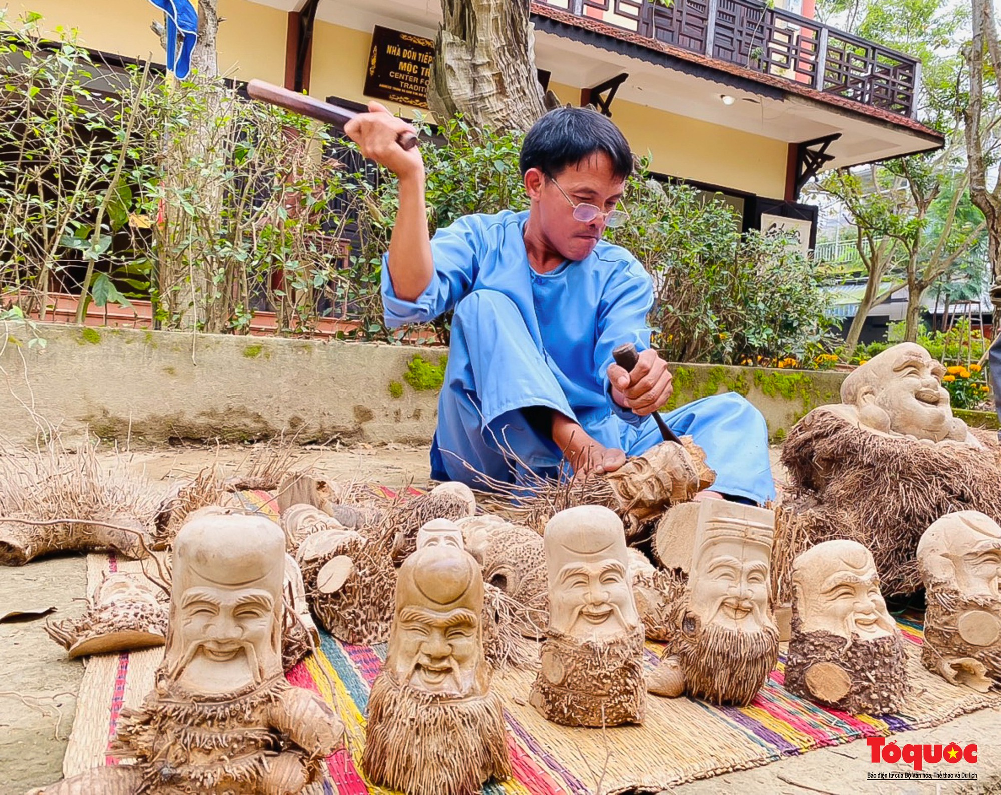 Du khách thích thú tham gia ngày hội làng nghề truyền thống Kim Bồng - Ảnh 13.