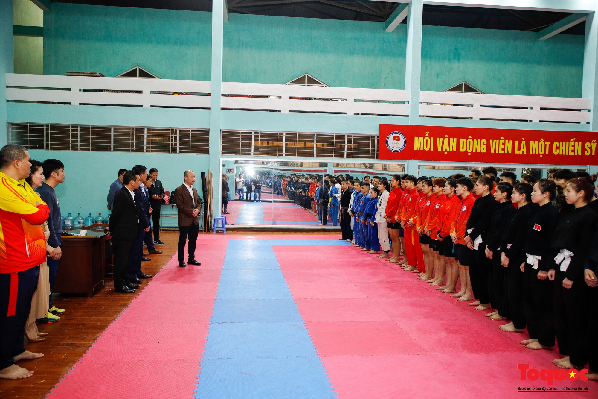 Thứ trưởng Hoàng Đạo Cương yêu cầu đảm bảo các điều kiện tốt nhất cho các vận động viên tham dự SEA Games 32 - Ảnh 15.