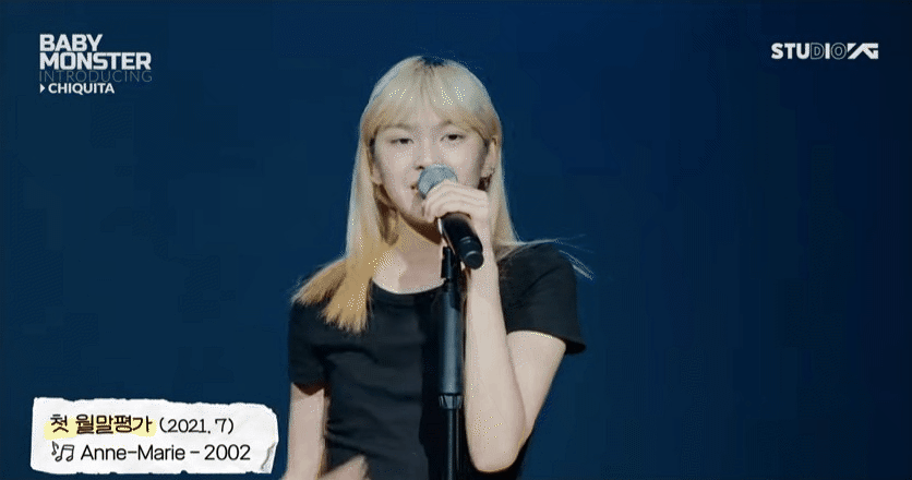 Lisa hóa &quot;lão sư&quot; khi nhận xét vũ đạo của &quot;em gái BLACKPINK&quot;, khuyên một câu đúng chuẩn tiền bối nhà người ta  - Ảnh 1.