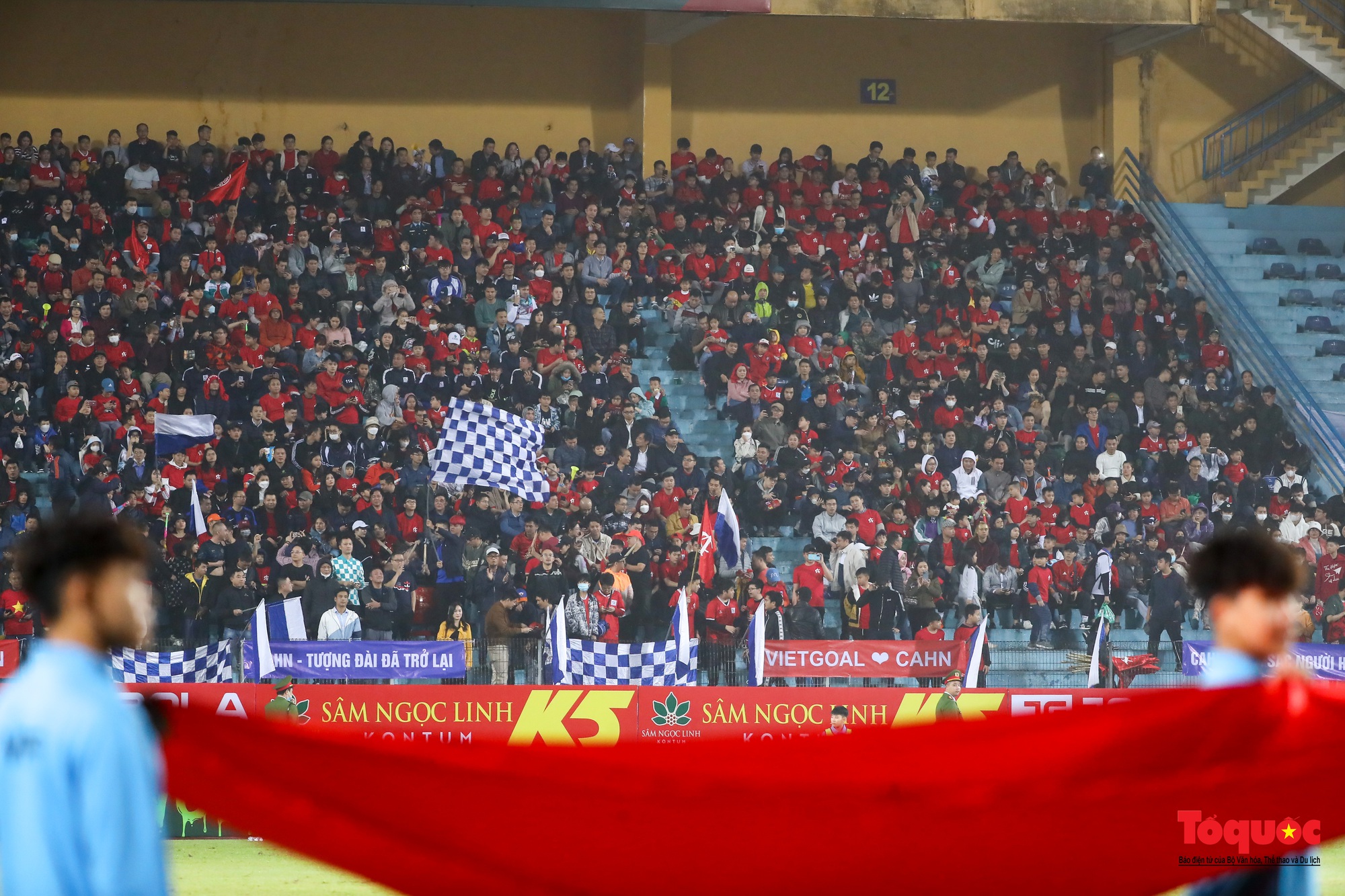 Công an Hà Nội có chiến thắng 5 sao trước Topeland Bình Định trong ngày trở lại V-League - Ảnh 2.