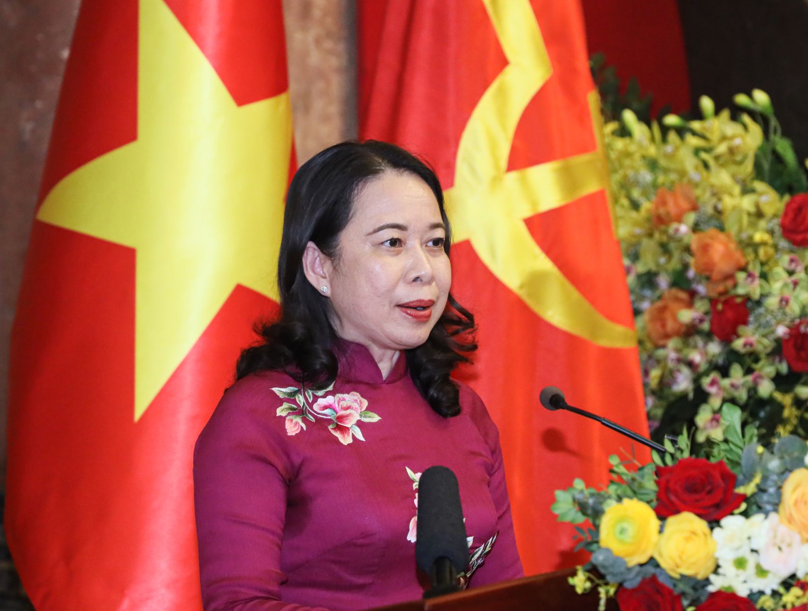 Nguyên Chủ tịch nước Nguyễn Xuân Phúc bàn giao công tác - Ảnh 2.