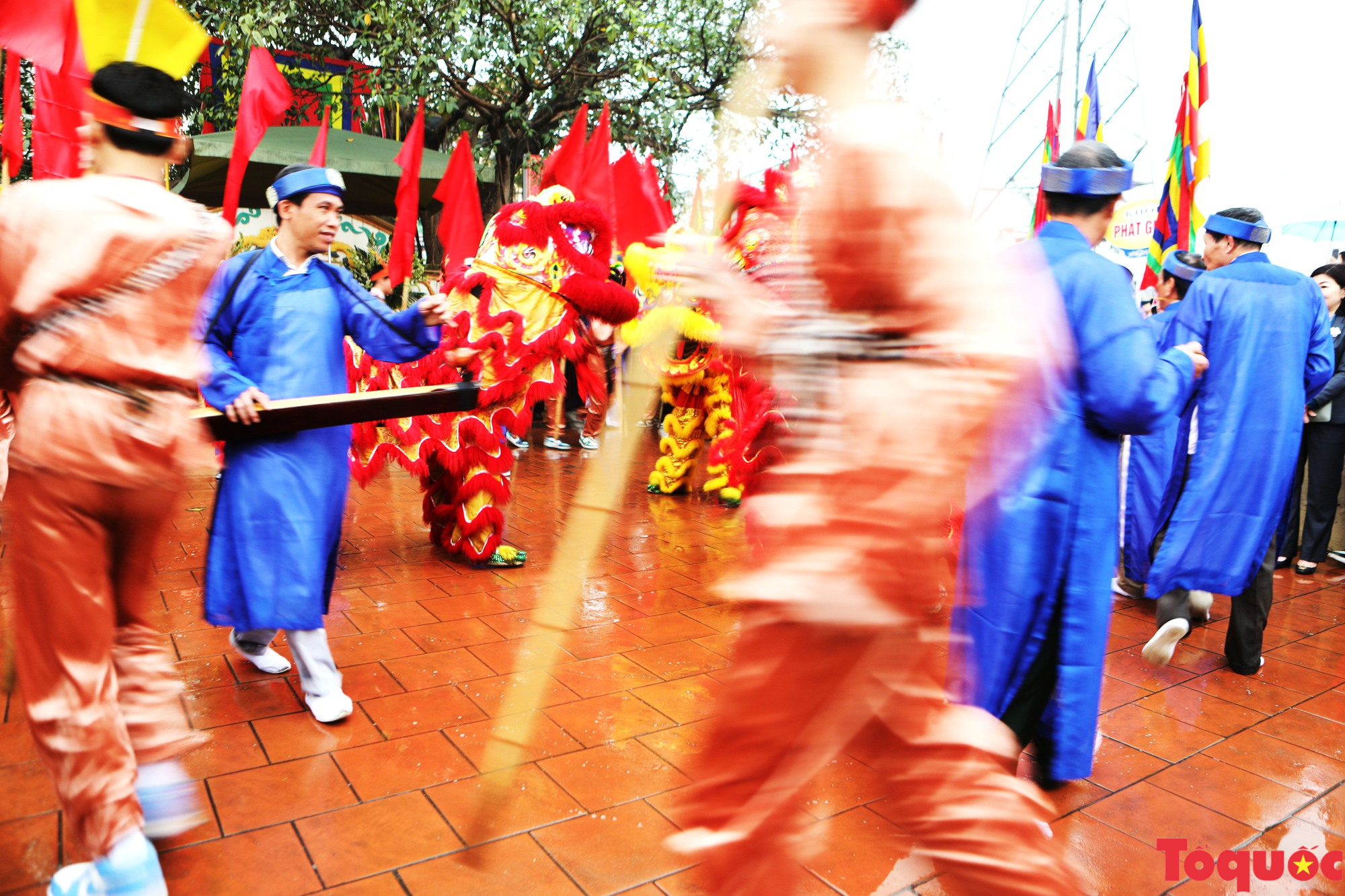Phú Thọ độc đáo Lễ hội Vua Hùng dạy dân cấy lúa - Ảnh 15.