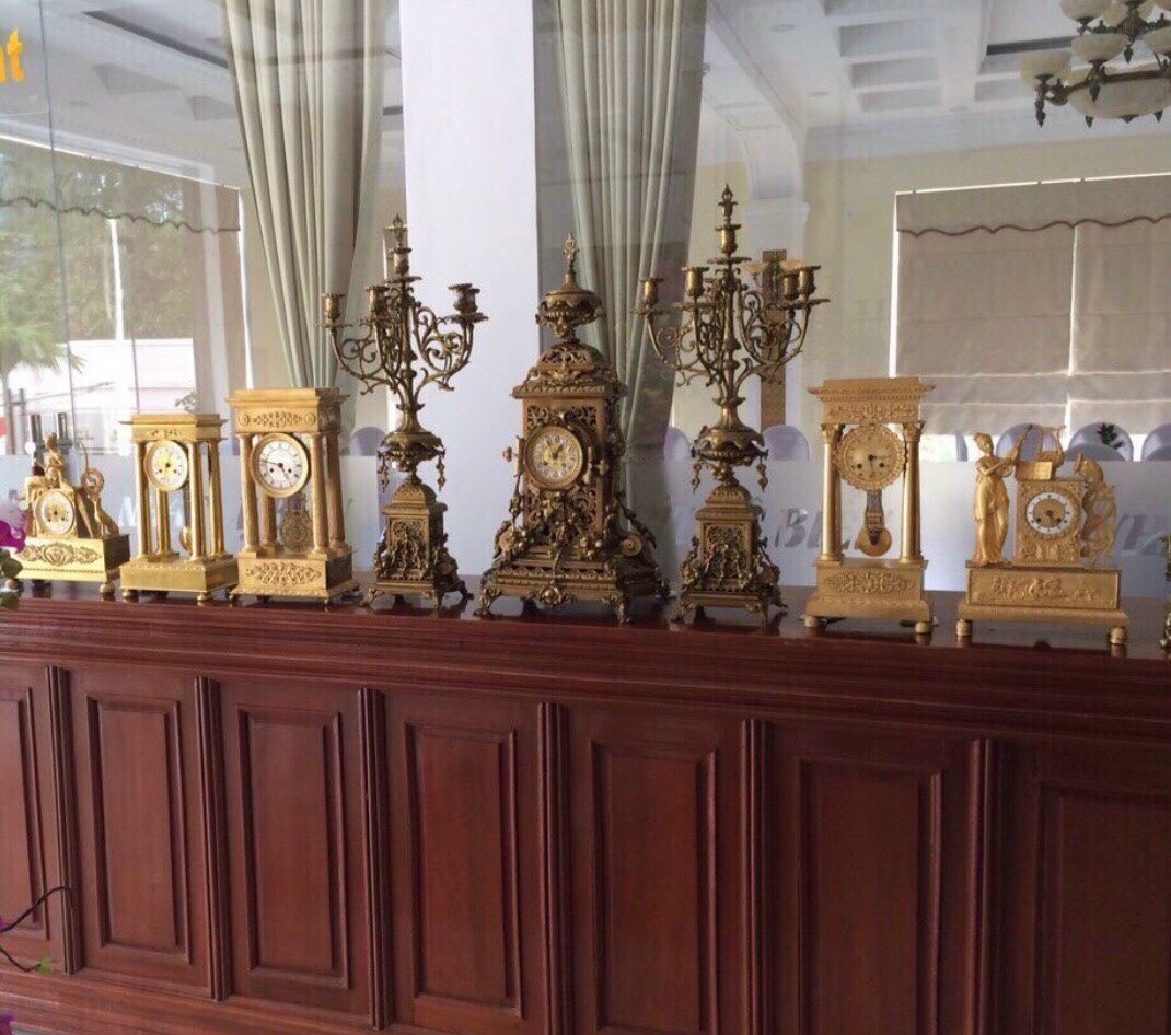 Người đàn ông với thú chơi sưu tầm đồng hồ cổ châu u, đam mê từ khi xem Công Tử Bạc Liêu - Ảnh 2. Người đàn ông với thú chơi sưu tầm đồng hồ cổ châu u, đam mê từ khi xem Công Tử Bạc Liêu - Ảnh 2.