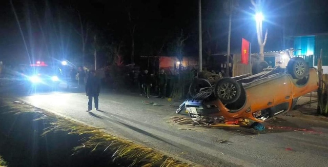 Tai nạn liên hoàn trong đêm tại Điện Biên, 3 người tử vong - Ảnh 1.