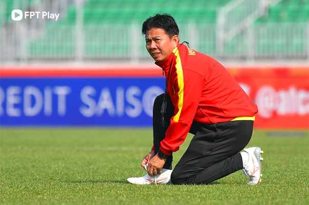 HLV Hoàng Anh Tuấn cùng các trụ cột U20 Việt Nam chia sẻ hành trình khó quên tại VCK U20 châu Á 2023 - Ảnh 2.