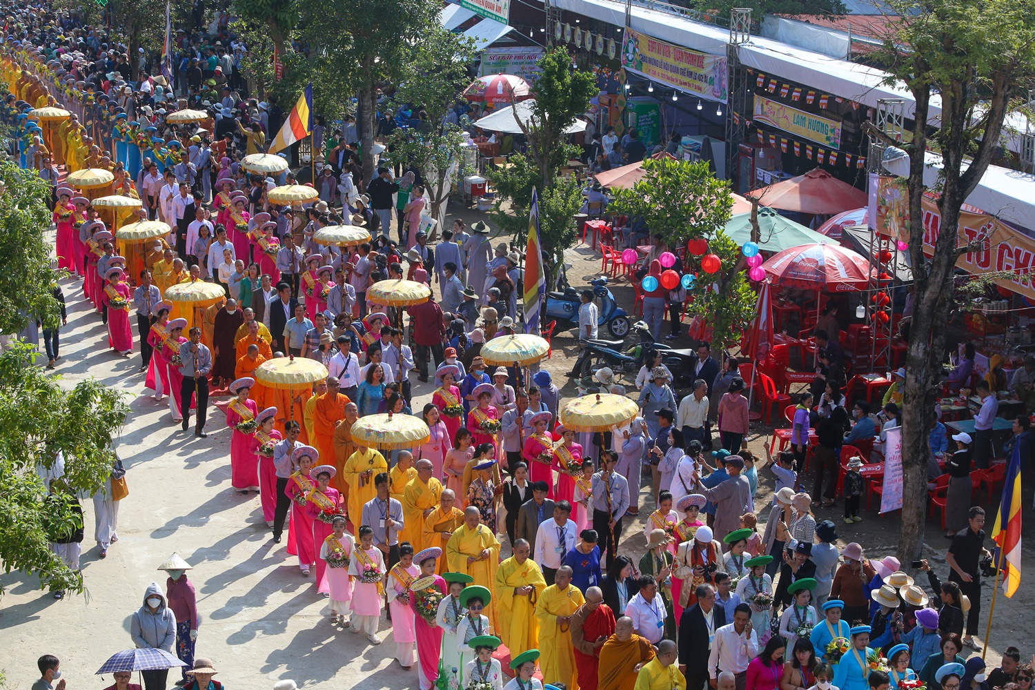 Hàng vạn người chen chân dự Lễ hội Quán Thế âm lớn nhất từ trước đến nay tại Đà Nẵng - Ảnh 10.