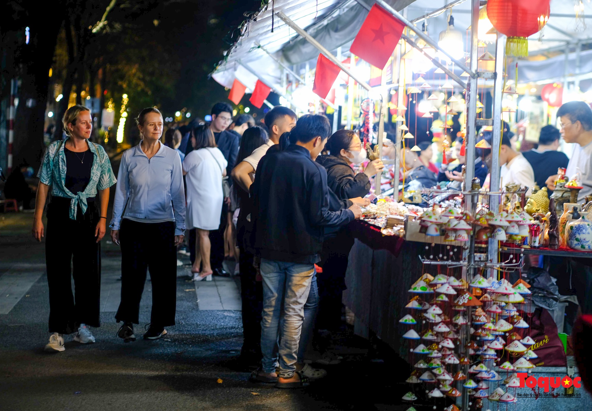 Du lịch Hà Nội chào 2023: “Hà Nội - Đến để yêu” - Ảnh 11.