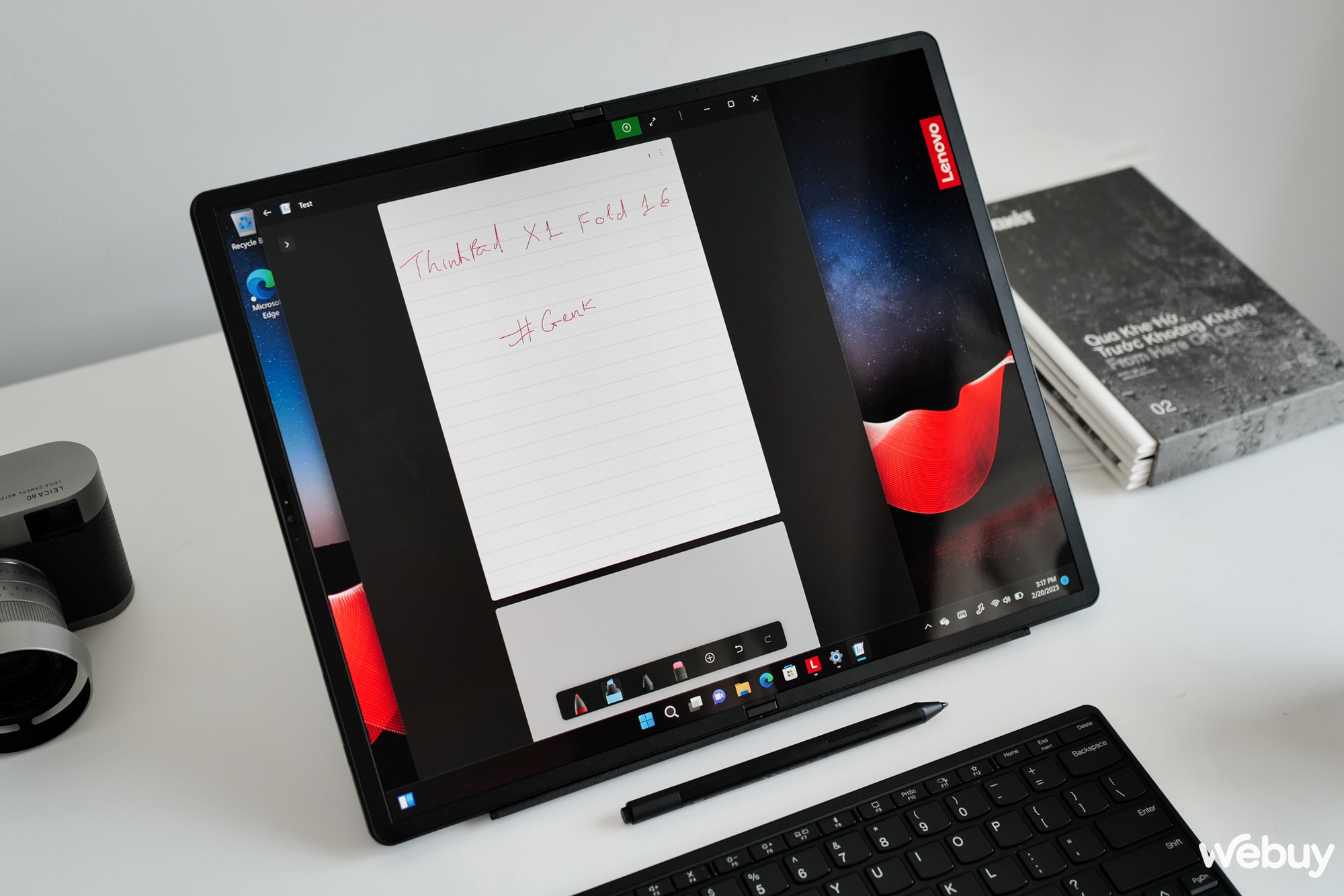 Cận cảnh Lenovo ThinkPad X1 Fold 16 Gen 1: Laptop doanh nhân 16 inch trong thân hình máy tính bảng Cận cảnh Lenovo ThinkPad X1 Fold 16 Gen 1: Laptop doanh nhân 16 inch trong thân hình máy tính bảng