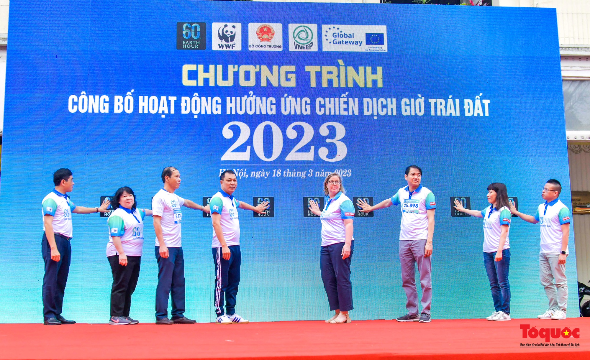 Hàng ngàn người tham gia giải chạy hưởng ứng chiến dịch Giờ Trái đất 2023 - Ảnh 3.