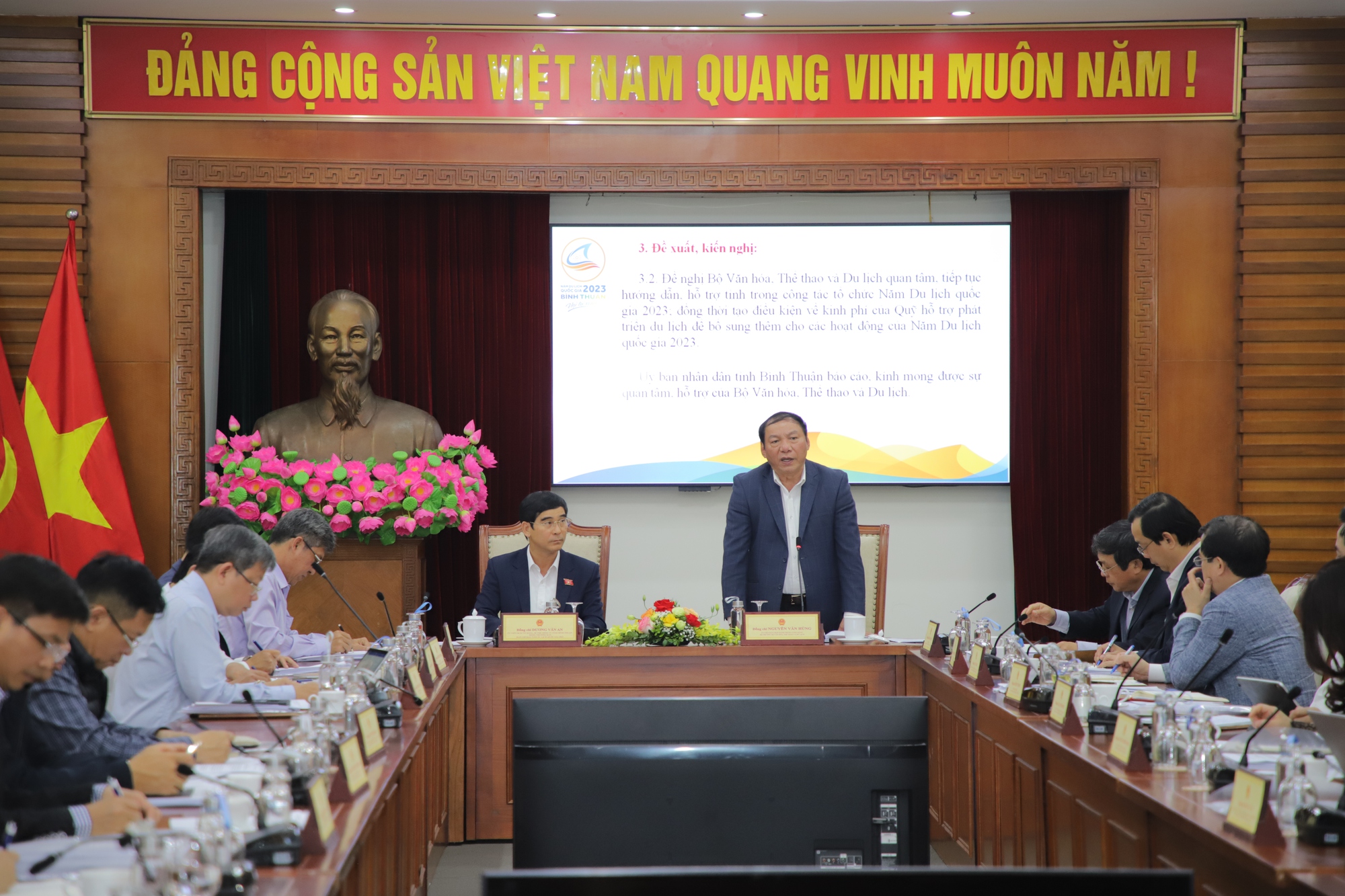 Bộ trưởng Nguyễn Văn Hùng: Tổ chức Năm Du lịch quốc gia 2023 &quot;gọn và tinh&quot; nhưng đảm bảo chất lượng - Ảnh 1.