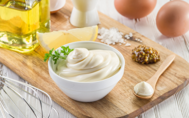 Mayonnaise - Loại gia vị phổ biến trên thế giới, là điều kỳ diệu giúp món ăn toả sáng nhưng vẫn có nhiều tranh cãi về nguồn gốc - Ảnh 2.
