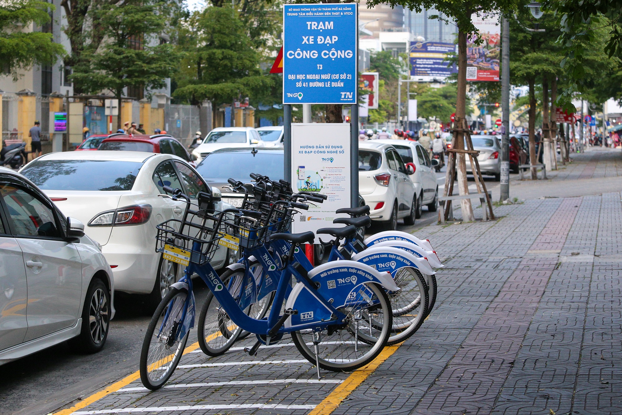 Du khách và giới trẻ thích thú với xe đạp công cộng giá chỉ 5k lần đầu xuất hiện ở Đà Nẵng - Ảnh 5.