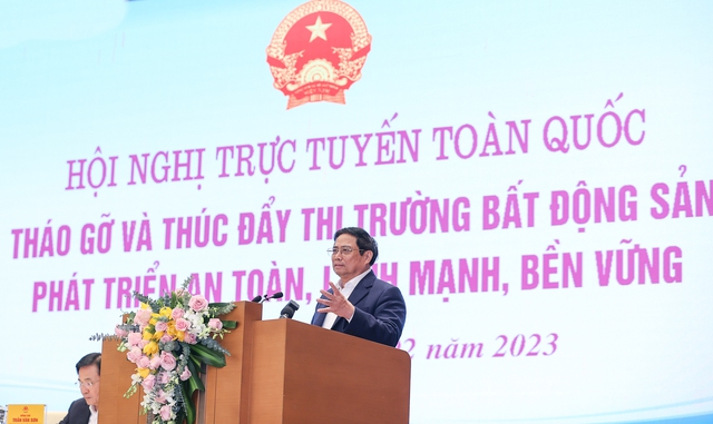 Thủ tướng chỉ đạo triển khai các giải pháp thúc đẩy và tháo gỡ thị trường bất động sản - Ảnh 1.