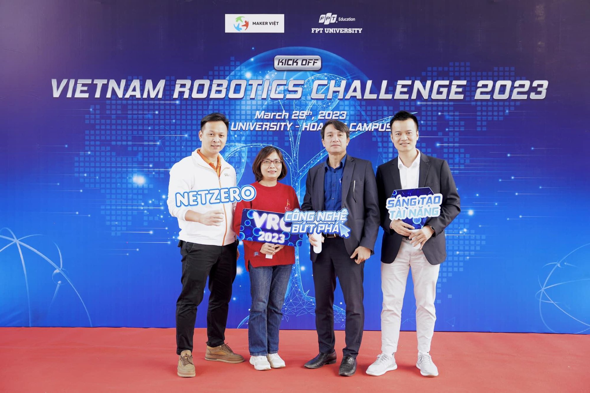 Đại học FPT phát động cuộc thi Vietnam Robotics Challenge 2023 cho học sinh THPT toàn quốc - Ảnh 3.