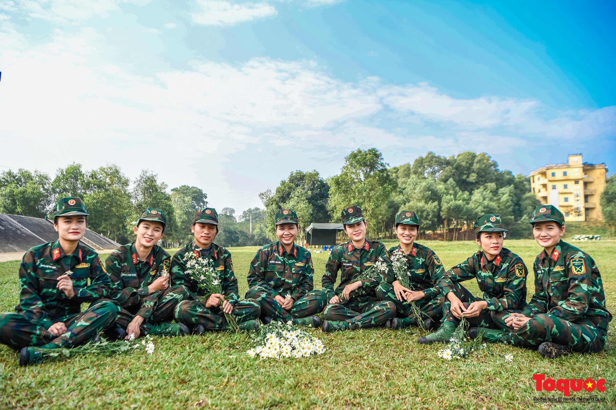 Nữ Đặc Công - Những Bông Hồng Thép Của Quân Đội Nhân Dân Việt Nam
