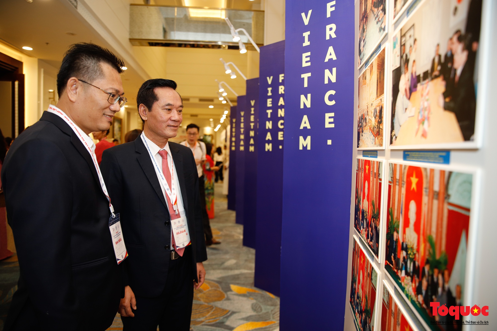 Khai mạc triển lãm ảnh về quan hệ Việt Nam-Pháp và hợp tác cấp địa phương Việt Nam-Pháp - Ảnh 14.