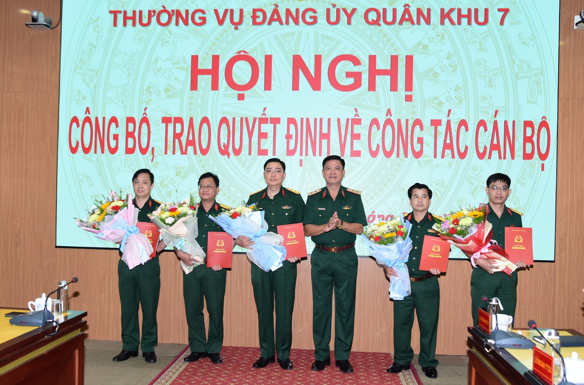 Bộ Quốc phòng điều động, bổ nhiệm nhân sự Quân khu 1, Quân khu 7 - Ảnh 2.