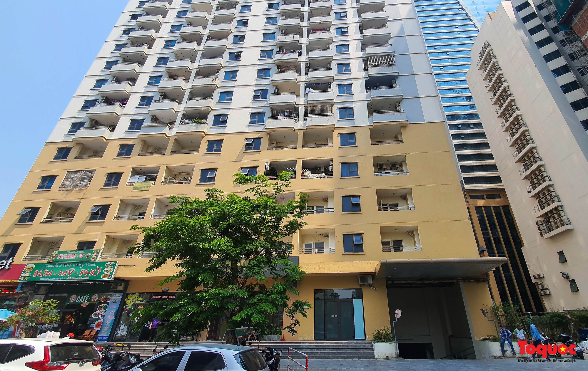 Hình ảnh tháo dỡ hàng chục căn hộ xây trái phép tại Tổ hợp khách sạn và căn hộ cao cấp Sơn Trà  - Ảnh 2.