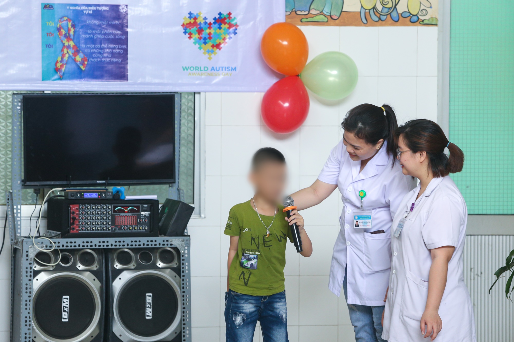 Xúc động ngày hội của trẻ tự kỷ tại Đà Nẵng - Ảnh 13.