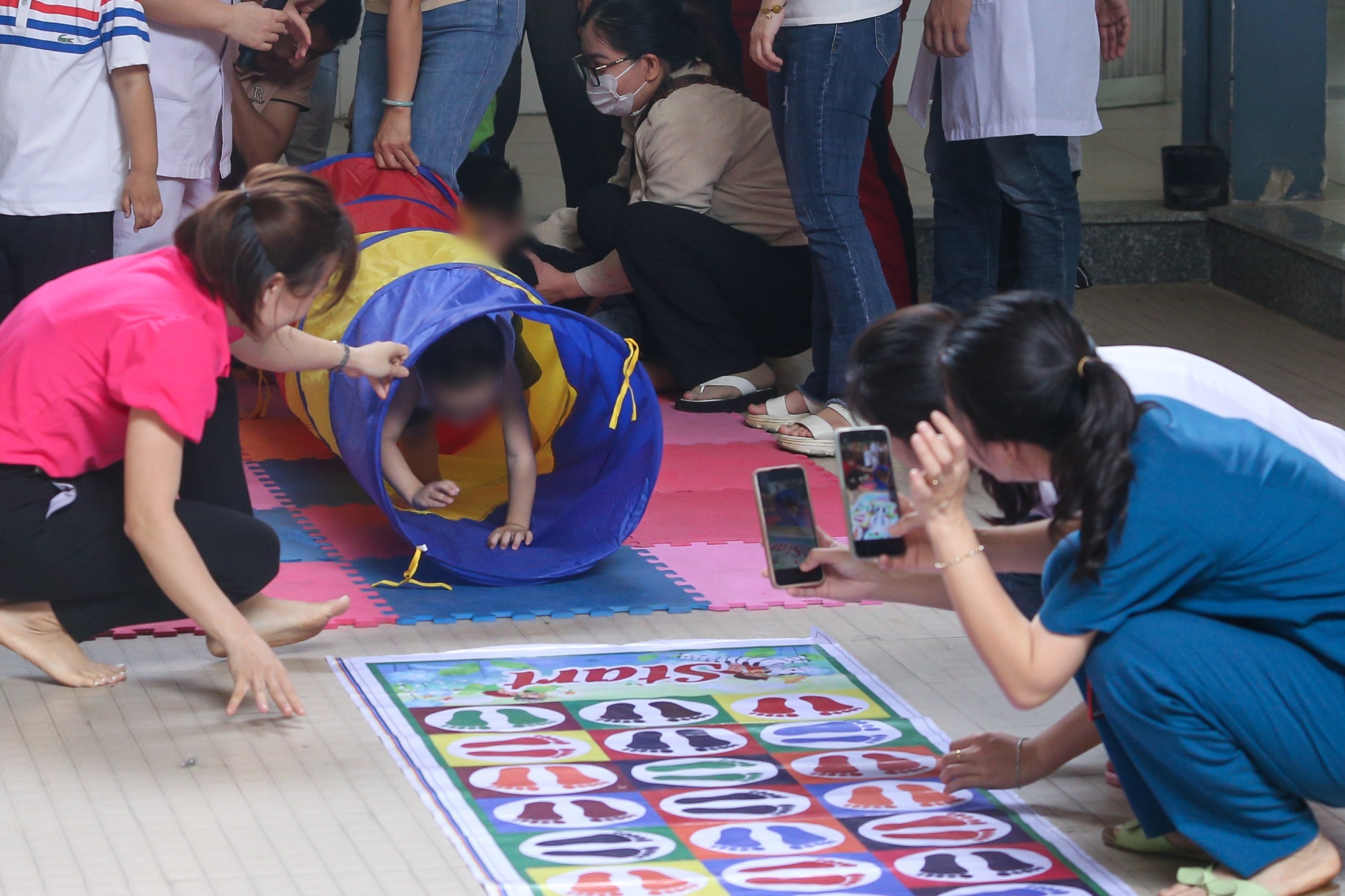 Xúc động ngày hội của trẻ tự kỷ tại Đà Nẵng - Ảnh 5.