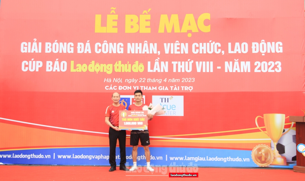 Bế mạc Giải bóng đá công nhân, viên chức, lao động Cúp báo Lao động Thủ đô lần thứ VIII - Ảnh 11.