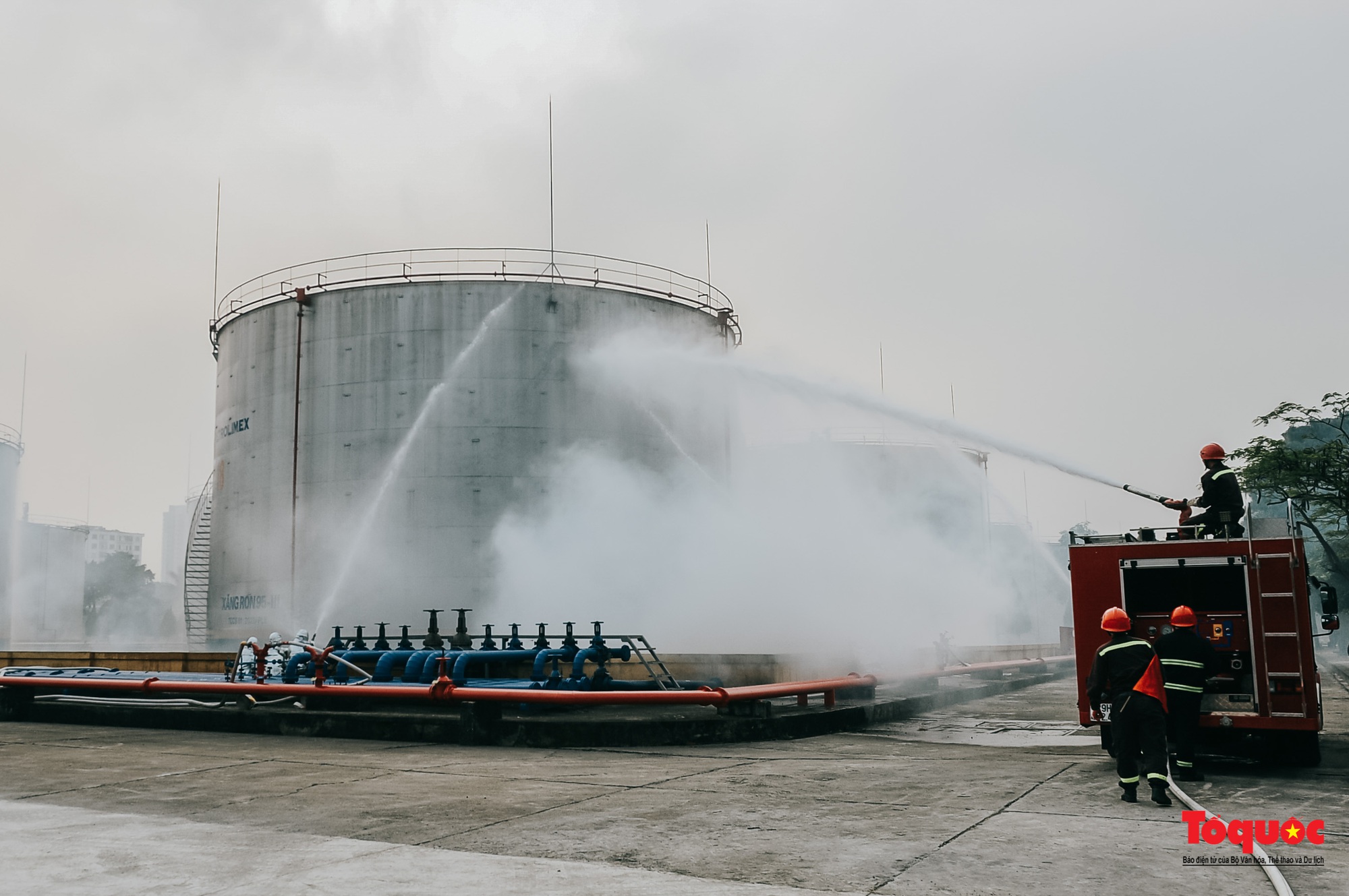 Phương án xử lý chữa cháy và cứu nạn, cứu hộ tại Tổng kho Xăng dầu Đức Giang - Ảnh 8.