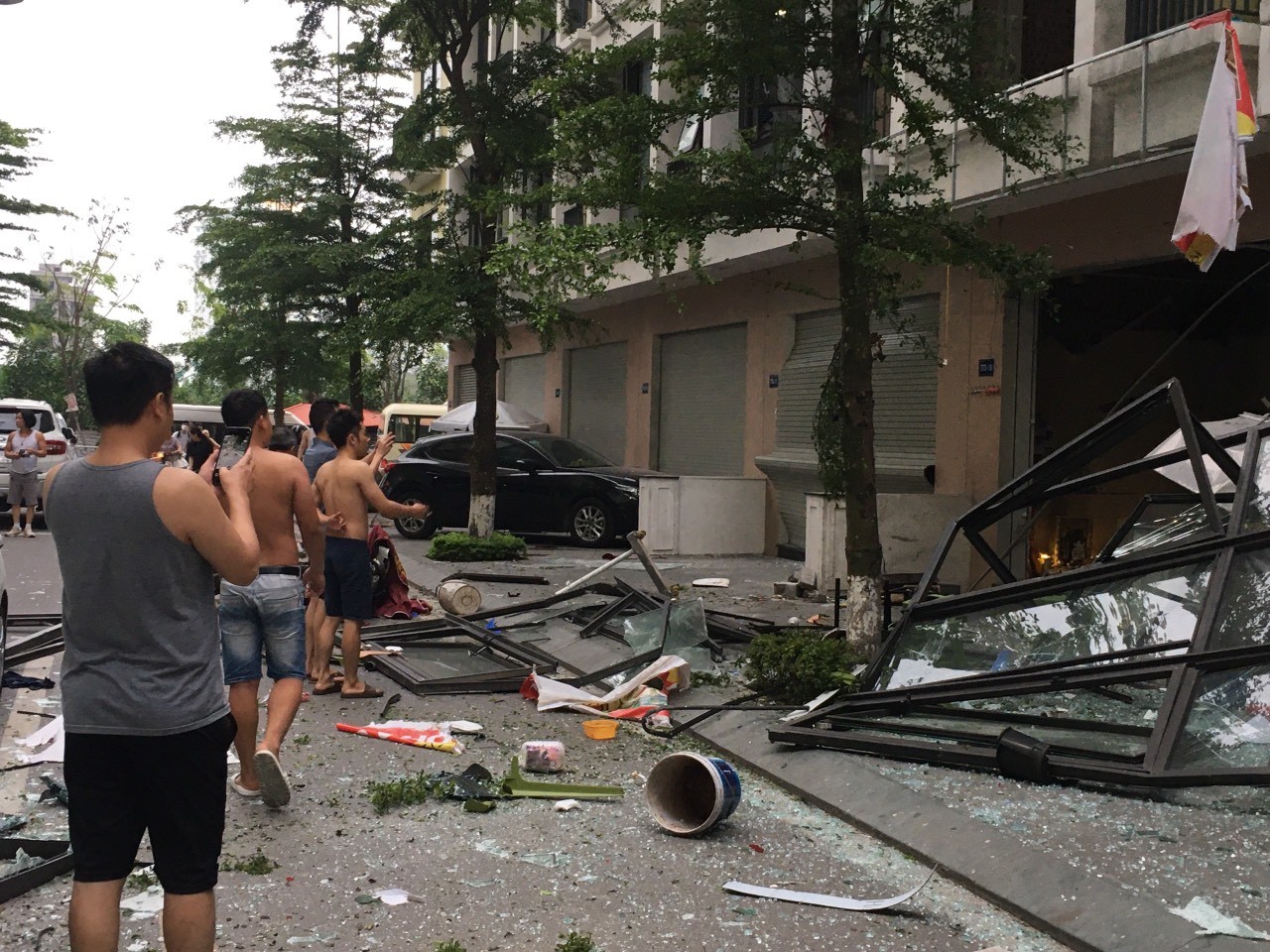 Hiện trường vụ nổ tại một căn nhà liền kề khu đô thị IEC xã Tứ Hiệp, Thanh Trì, Hà Nội - Ảnh 9.