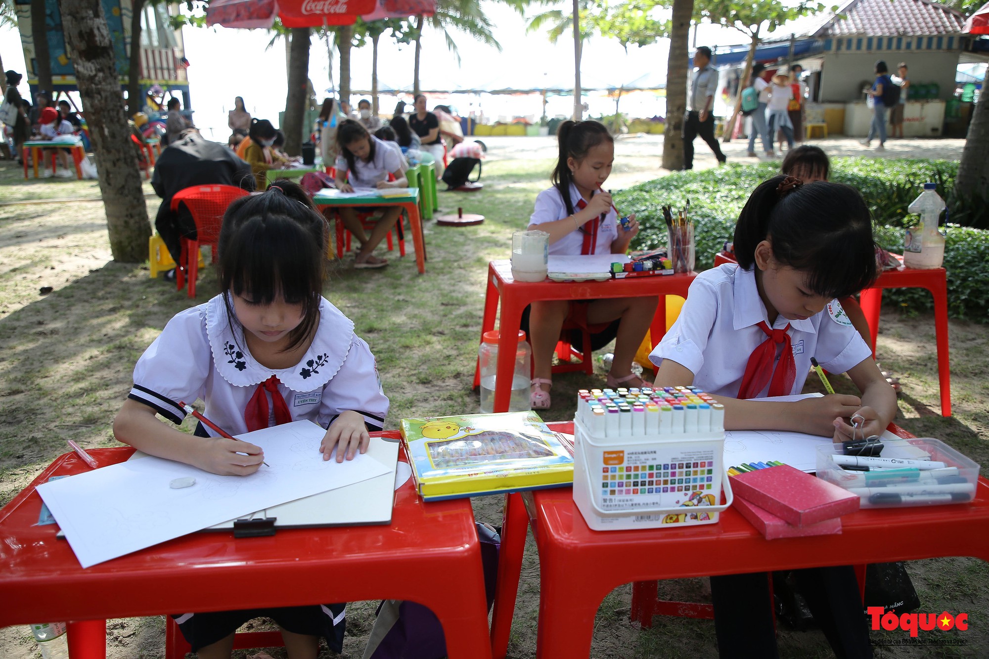 Hơn 100 học sinh Đà Nẵng tham gia cuộc thi vẽ tranh &quot;Vì một Sơn Trà xanh&quot; - Ảnh 5.